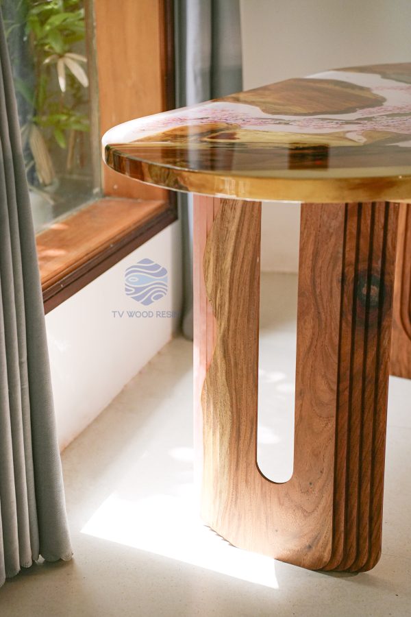 Special Japanese-style wood resin desk with hand-drawn cherry blossom petals and custom legs by TV Wood Resin